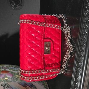 SARA BURGLAR Red Quilted Genuine. ITALY Leather Shoulder bag. New without tag